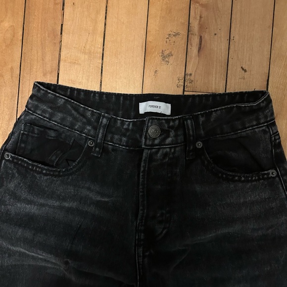 Forever 21 Black Ripped Jeans - Picture 3 of 4